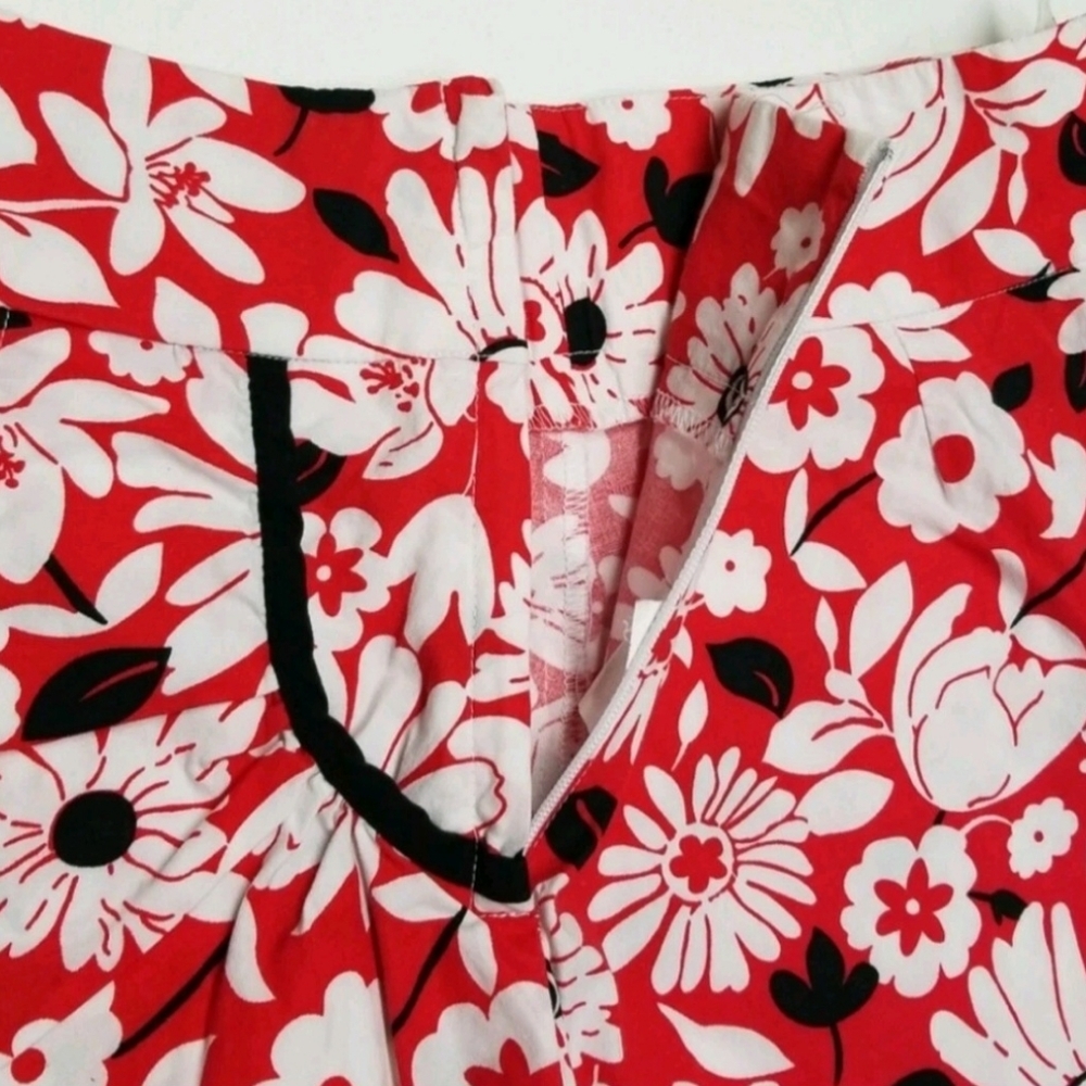 Studio Y Womens Red and White Floral Skirt Waist 27" Length 22.5" 2 Pockets  XS - Picture 9 of 11